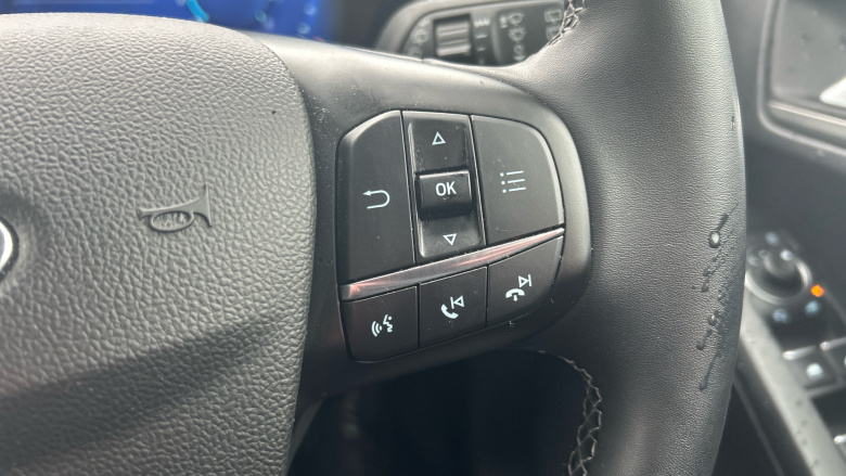 Ford Focus 1.0 EcoBoost Titanium Vignale 5dr Petrol Hatchback